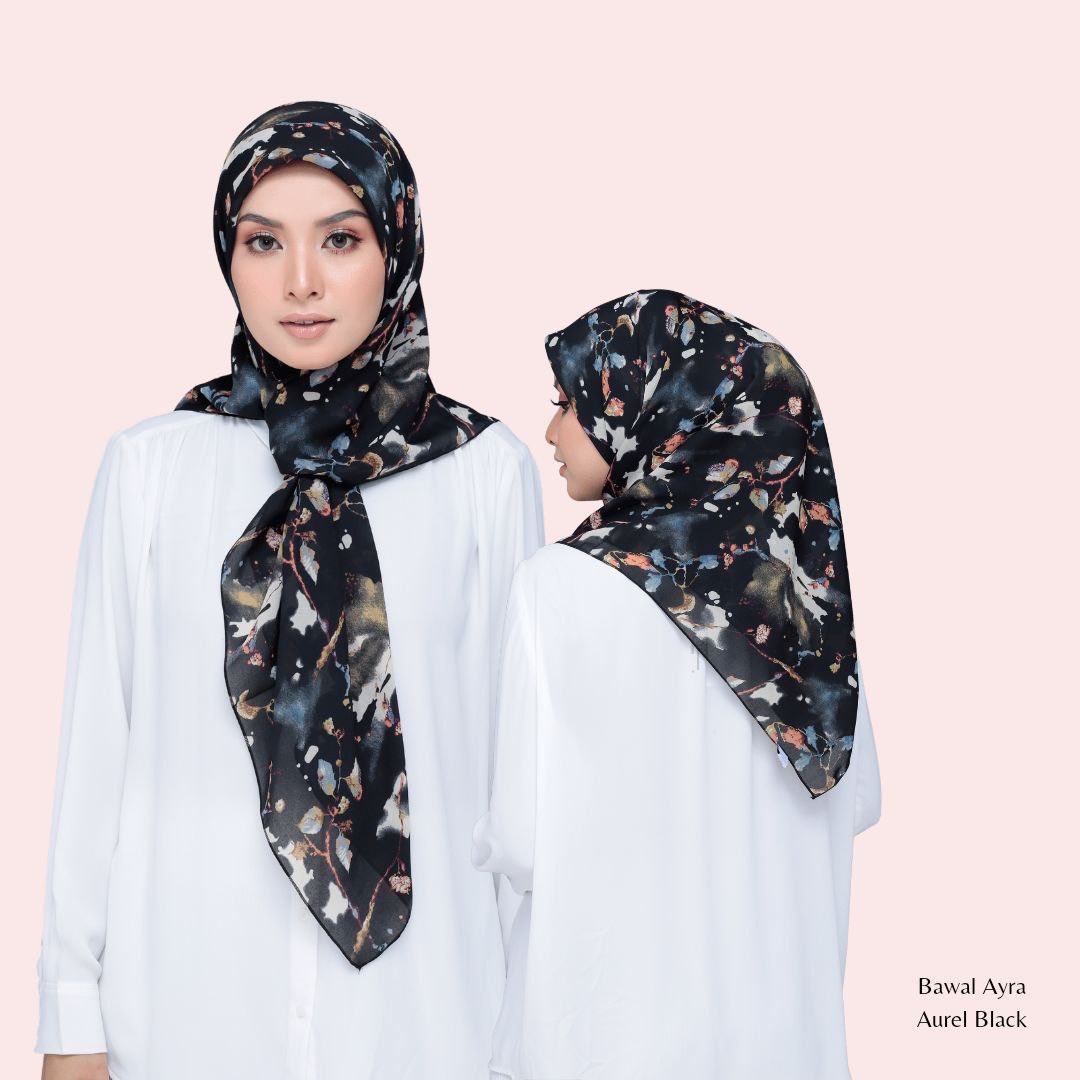 natrah_arshad's tweet photo. Bawal Square tema hitam..
skrg tgh offer tau.. 
mudah bentuk
xlicin
xjarang 
awning on point 😍

https://t.co/KFdkHuDFLx https://t.co/O3iPOk30Ij