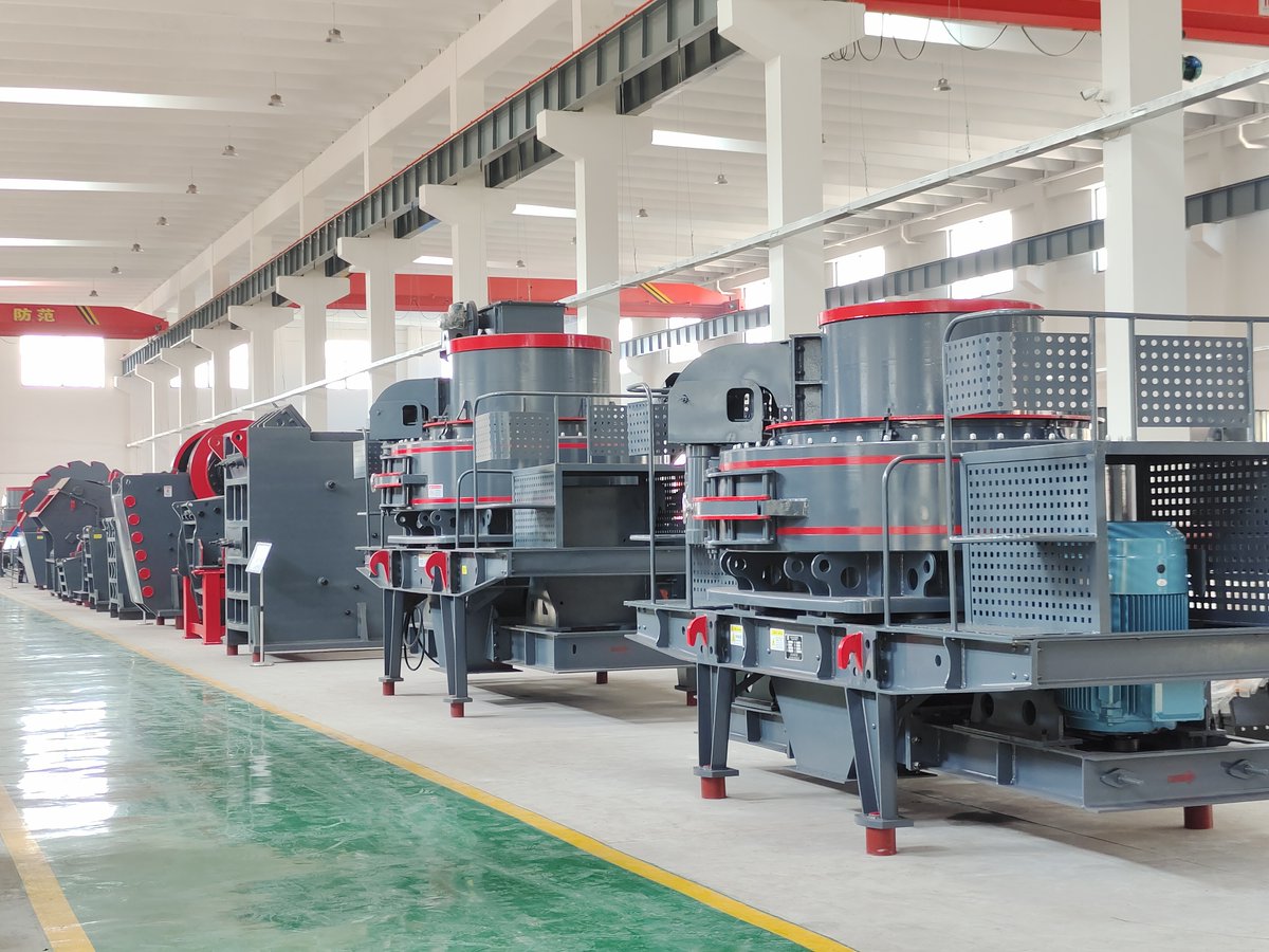 LoganZhang11's tweet image. From stone crusher and grinding mill to mobile crushering plant,DBM continue to provide high quality service.#IndustrialMachine #StoneCrusherMachine #IndustrialEquipment #SandMakingEquipment #IndustrialStoneCrusherMachine #IndustrialSandMakingEquipment