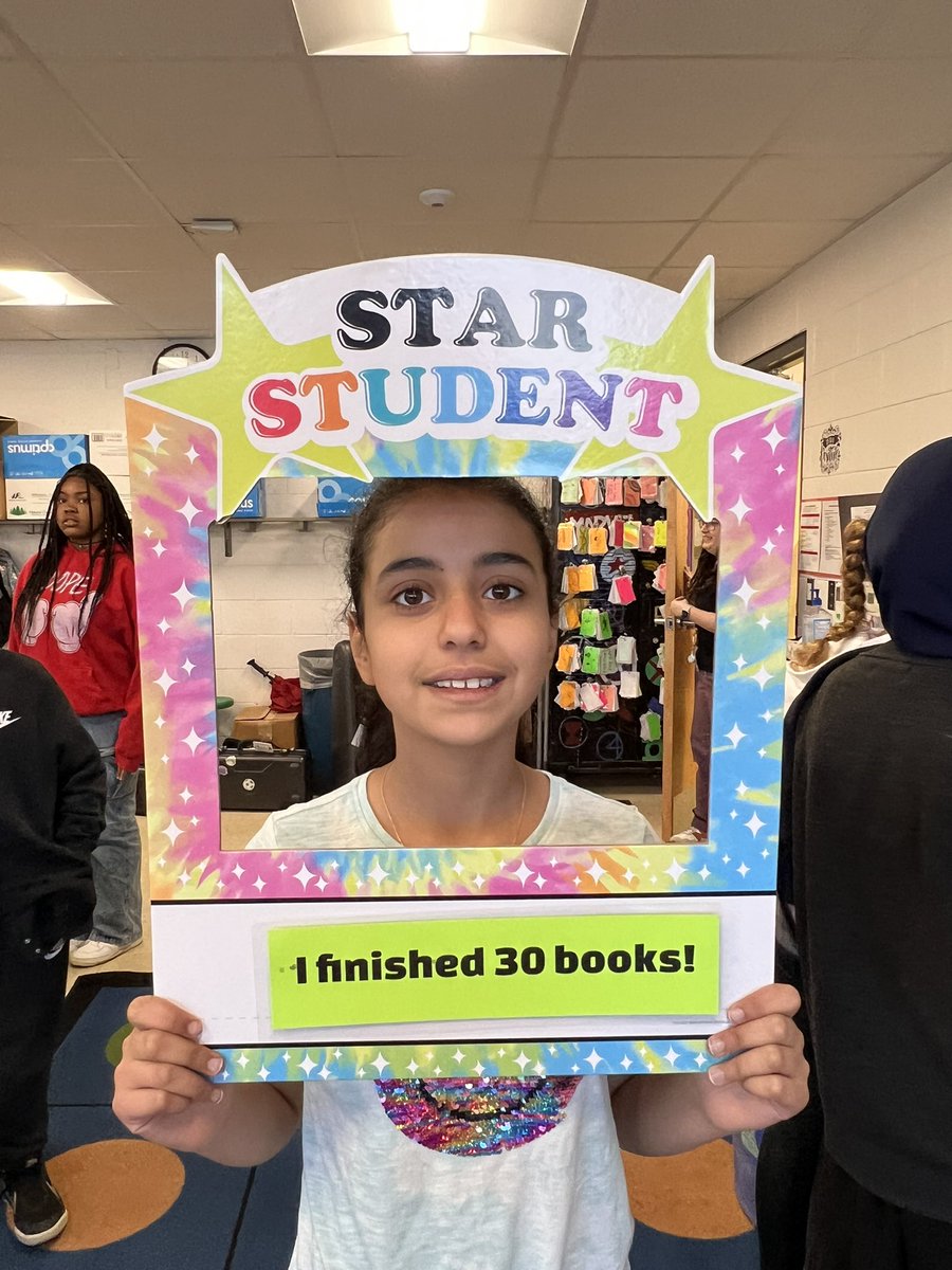 Mike, Hassan, Soud, and Hana all finished 30 books!  #glenoaksschool