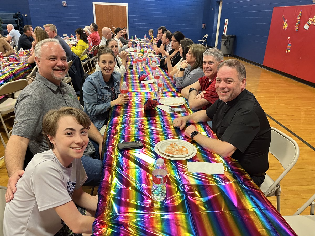 HolyTrinityAvon's tweet photo. Thank you to those who attended the Cinco de Mayo appreciation fiesta. The student artwork helped bring the theme alive along with the entertainment. Thanks to parish staff &amp; council who planned the celebration. Full photo gallery posted on Facebook: @ holytrinityparishavon https://t.co/GbPeB0lOz0
