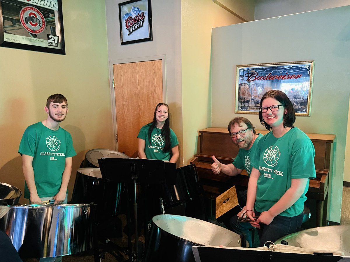 ReadForLiteracy's tweet photo. Glass City Steel set the tone for our @ClairesDay Author Illustrator Reception tonight 🎶 @TS4Arts https://t.co/oiGOVgUStV