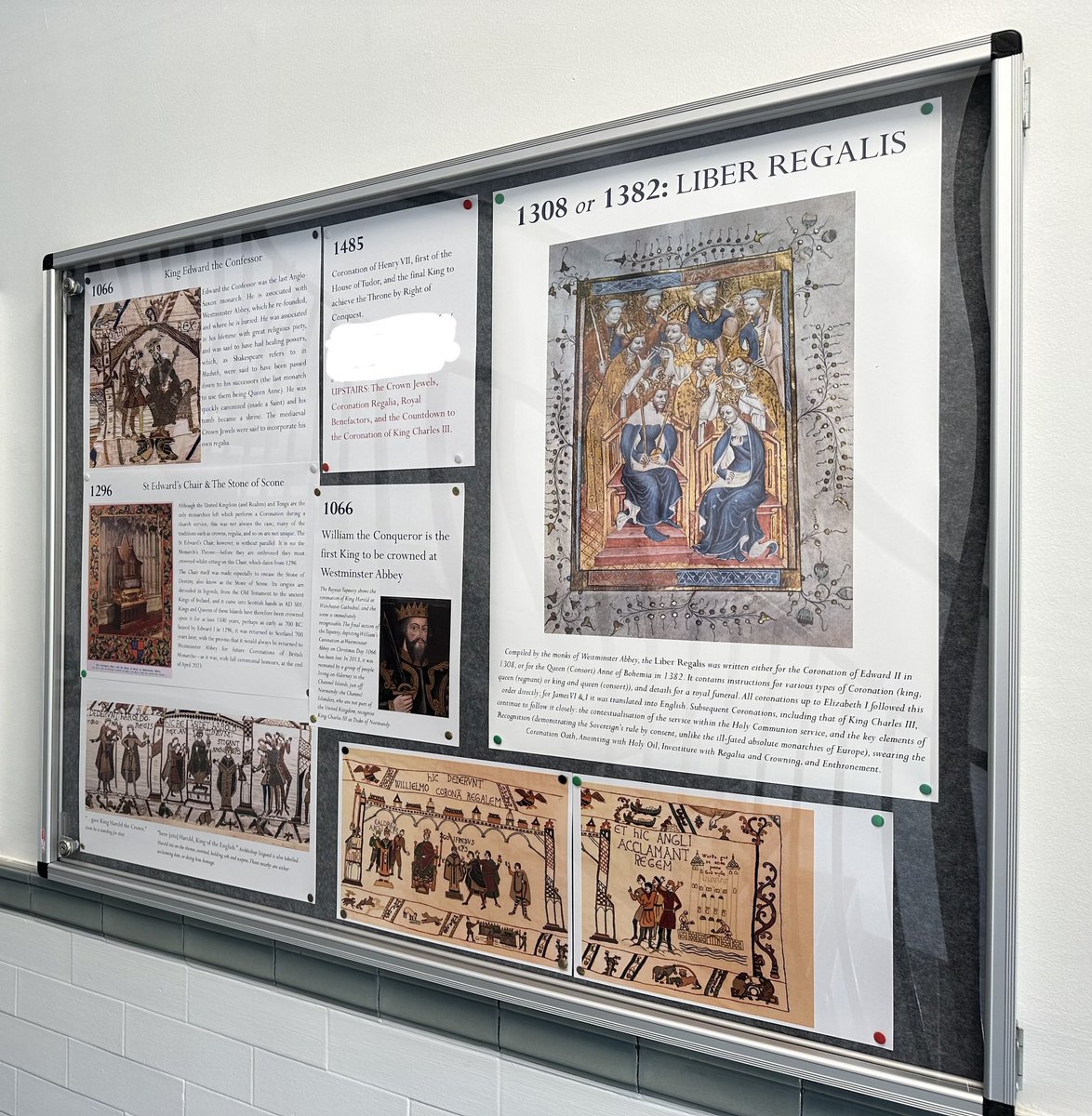 CoronationCount's tweet image. A fine historical display.