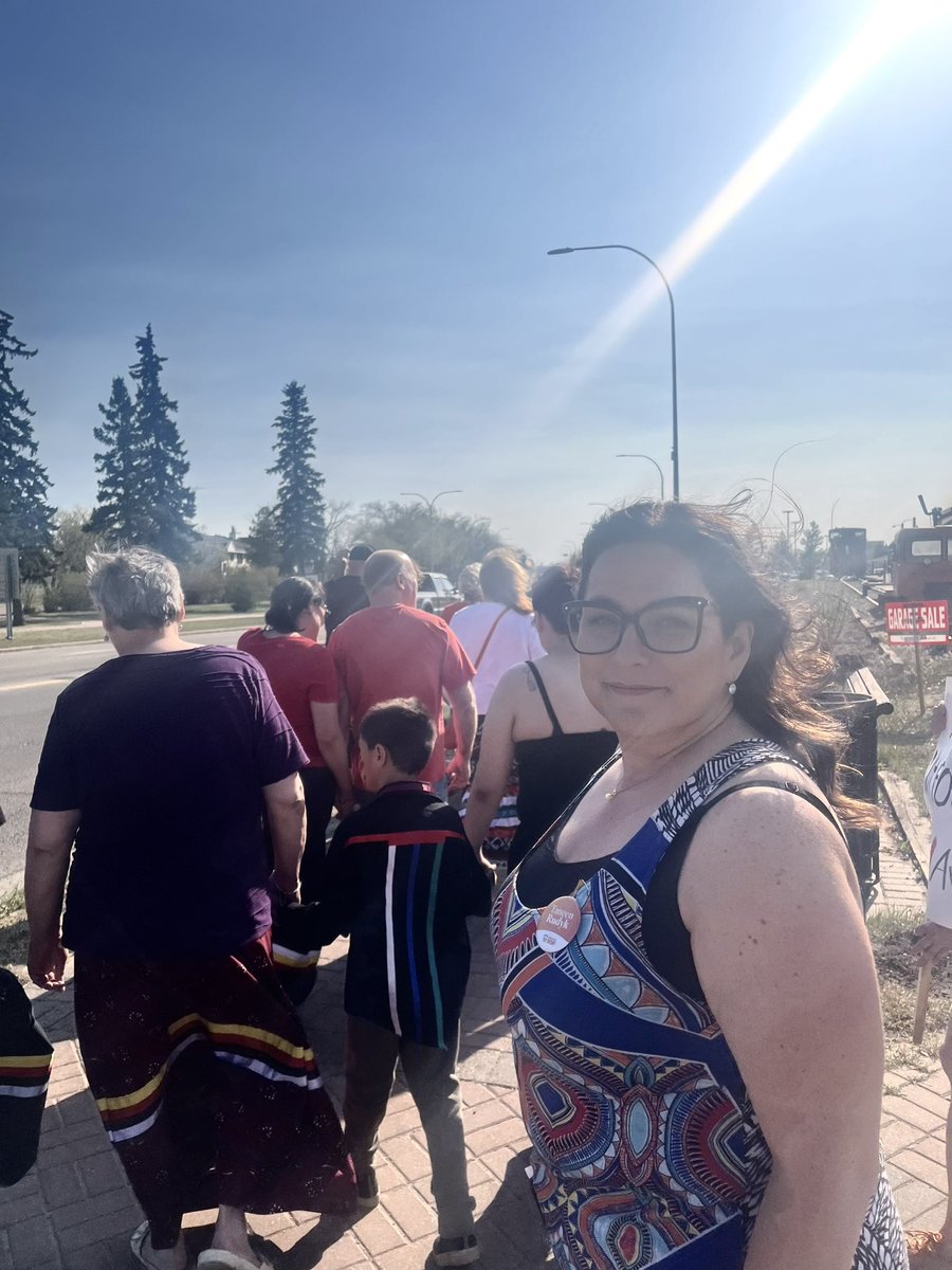 TaneenRudyk's tweet image. Today I joined the @CityFortSask, the Indigenous Society of #FortSask &amp;amp; @CAAWLS for #RedDressDay. I stand in solidarity with Indigenous communities &amp;amp; honour the missing and murdered. A better future has to centre these voices and that is my commitment as we move forward.