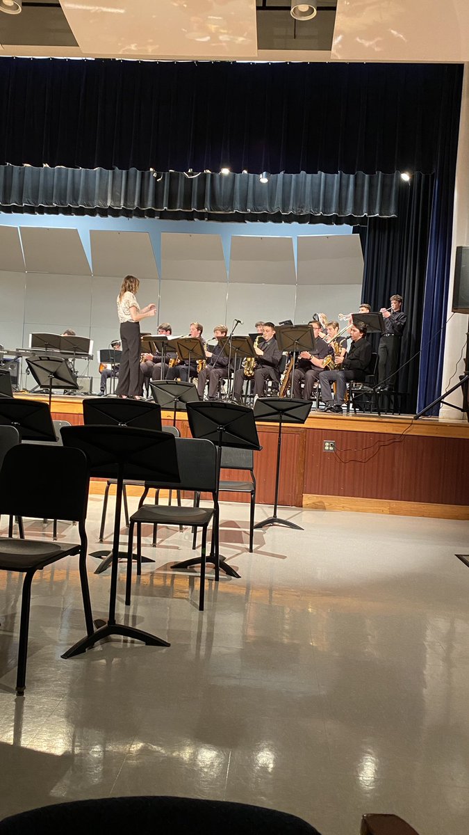 SayvilleMSMusic's tweet photo. Congratulations to everyone who participated tonight in Jazz Night! What a great night with awesome music. So much talent in Sayville!! 🎶 https://t.co/mv9gkH8t3u
