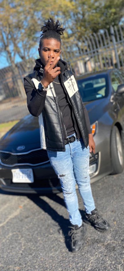 18-year-old Jabari Smith loved to learn. He had just started a welding job at the Shipyard when he wasn’t working at Peninsula Family Skate Rink. He had hopes of enlisting in the Marines. Smith was fatally shot last Saturday & his family wants answers tonight on @WAVY_News