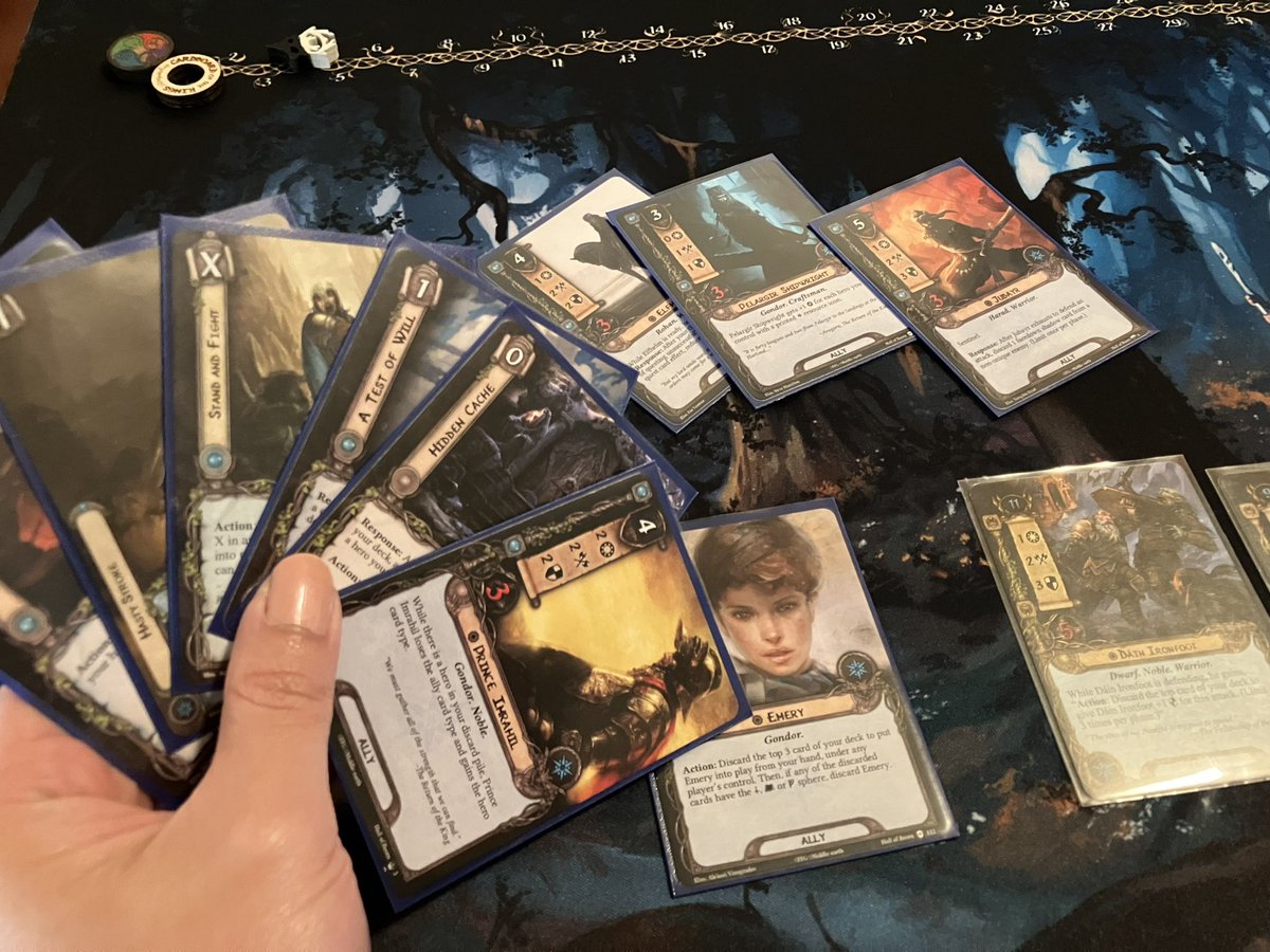 Cardboardoftherings tweet media