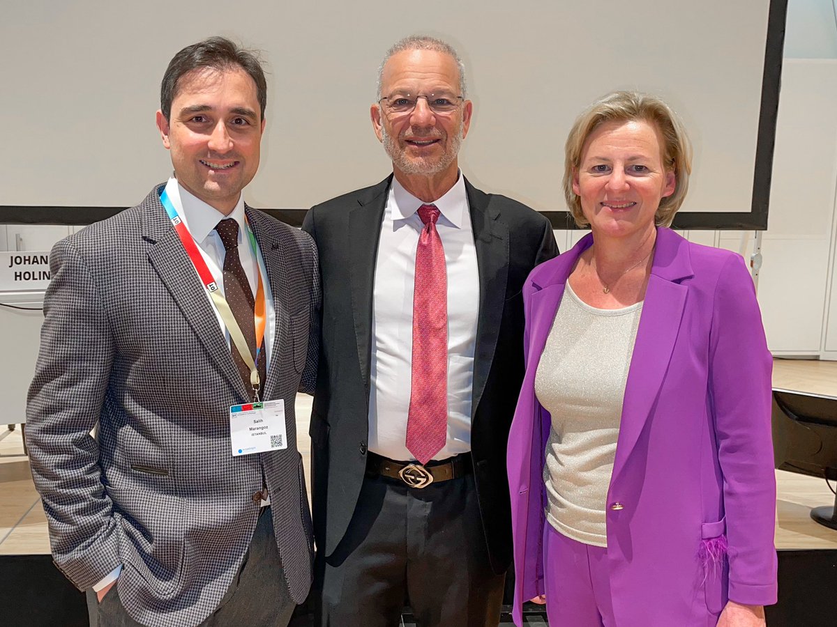 From colleagues to lifelong friends, the bonds formed at Paley during fellowship are unbreakable! A wonderful reunion at the 2nd Austrian Congress for Orthopaedics & Traumatology in Vienna with Dr. Dror Paley, Catharina Chiari & @drsalihmarangoz, former fellows. #PaleyInstitute