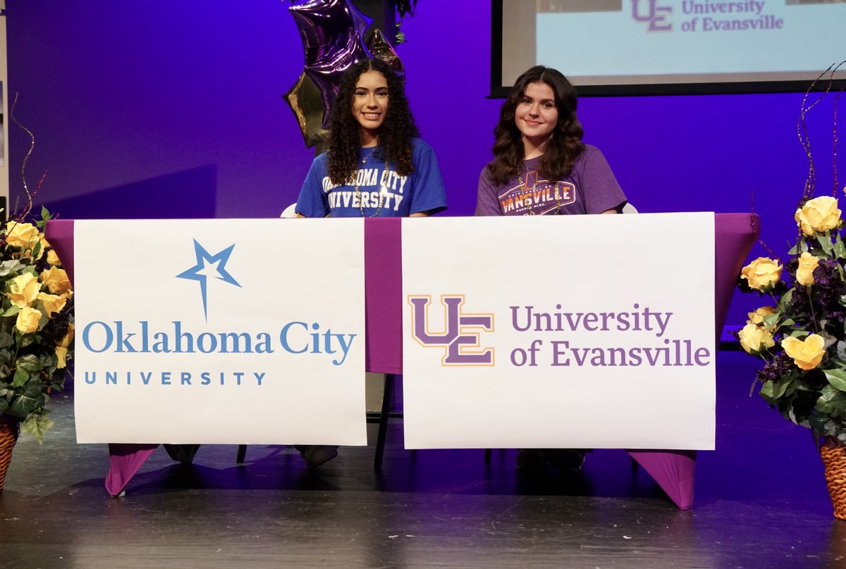 McAllenISD's tweet image. The camera loves them and so do these Universities🎭 

McHi Theatre&apos;s commitment celebration!

Visit 🔗lnk.bio/mcallenisd for more photos from this event