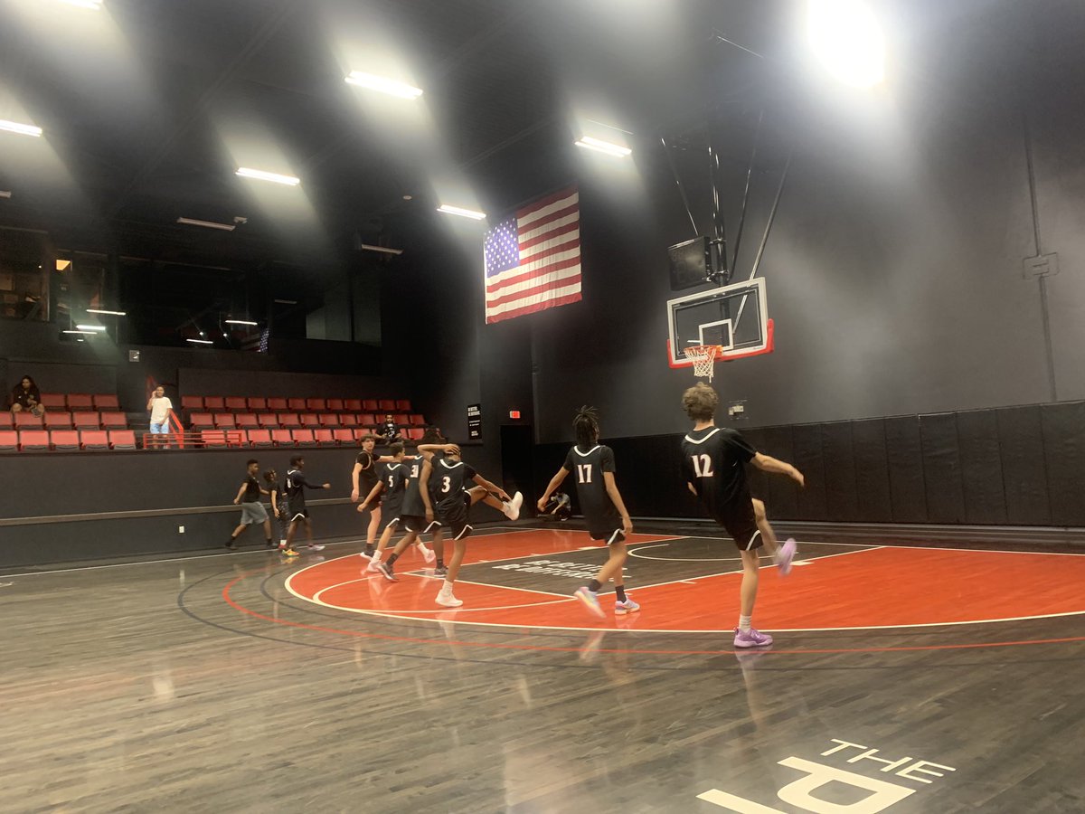 GreggRosenberg1's tweet photo. At @PrepHoopsAZ #BashintheDesert this weekend. 1st game here is Pack 2026/ND vs @uh_crooms 2026. @ThePHHacility https://t.co/XPzlLNkPuE