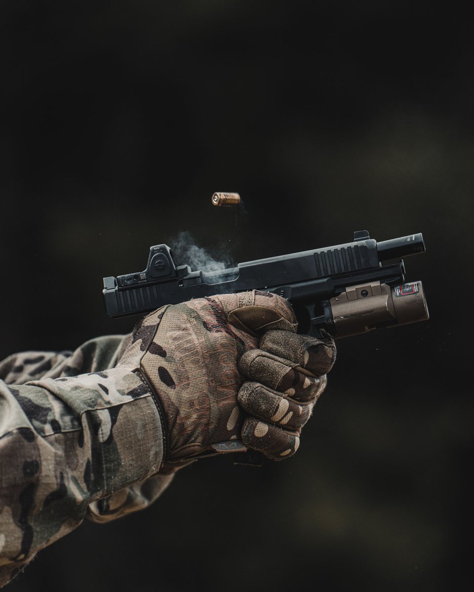 Cinco that round in the target. 

<a href="/GLOCKInc/">GLOCK, Inc.</a> <a href="/Trijicon/">Trijicon, Inc.</a> <a href="/SureFireLLC/">SureFire</a>