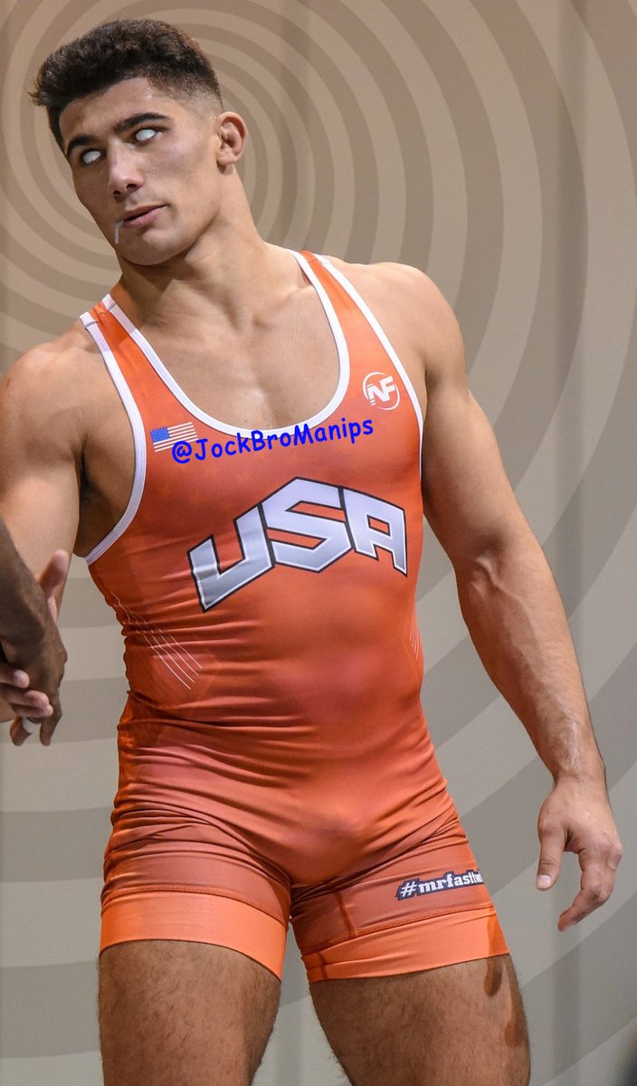 JockBroManips's tweet photo. The wrestling practice had come to an end.
Coach went to shake his star wrestler's hand then swiftly slipped him into a trance.
His mind gone, the jock absorbed every word the coach said as he obediently followed to his office.
It was time for some private brainwash-training. https://t.co/mUeOA6AAGP