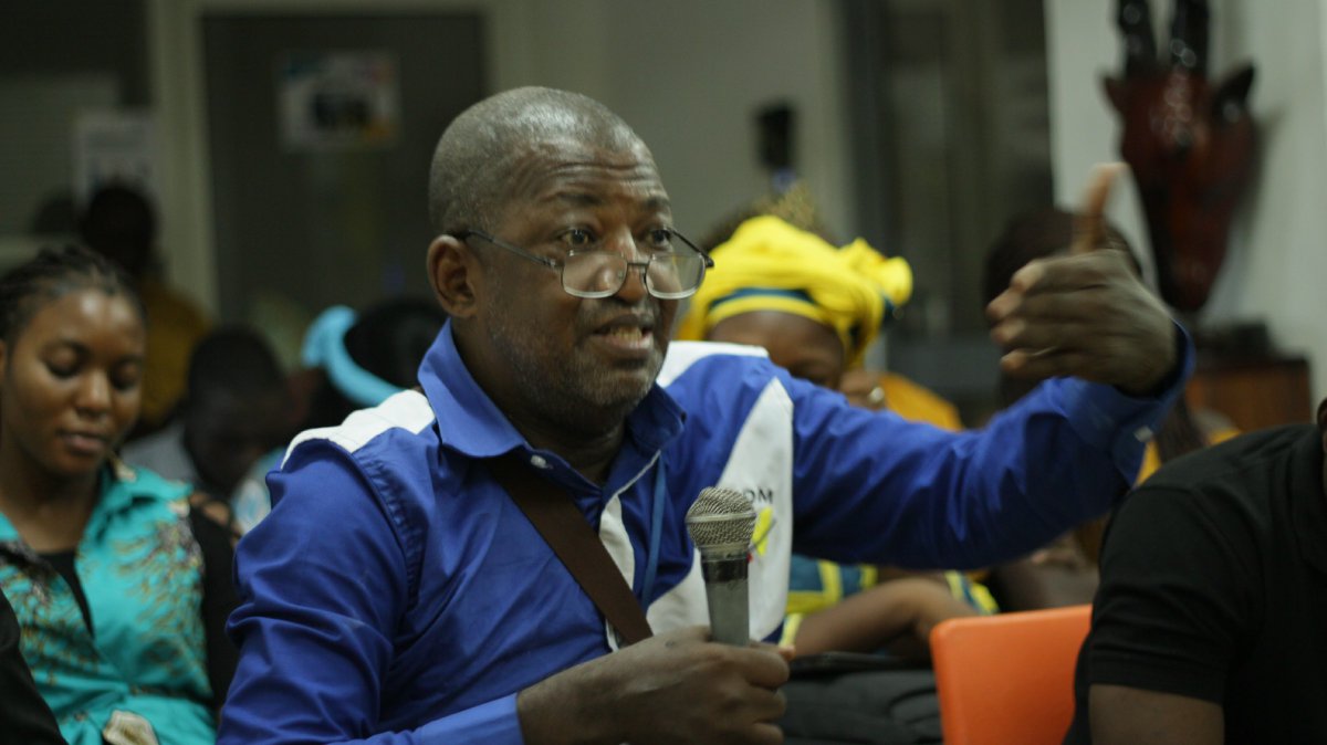 AfGaroua's tweet photo. 📷 En Images...
A l'occasion de la journée mondiale de la liberté de la presse, le mercredi 03 mai, les journalistes de la ville de Garoua se sont retrouvés à l'Alliance pour une conférence-débat sur le thème : " Une presse crédible pour un monde meilleur ".
Avec @SNJC_Cameroun https://t.co/htigcSdJbR
