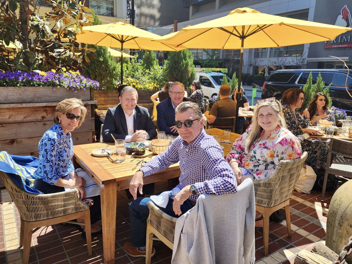 alanamattartuck's tweet photo. Happy Cinco de Mayo @eatdrinknada from @govstrategies https://t.co/4ioMwwjr7L