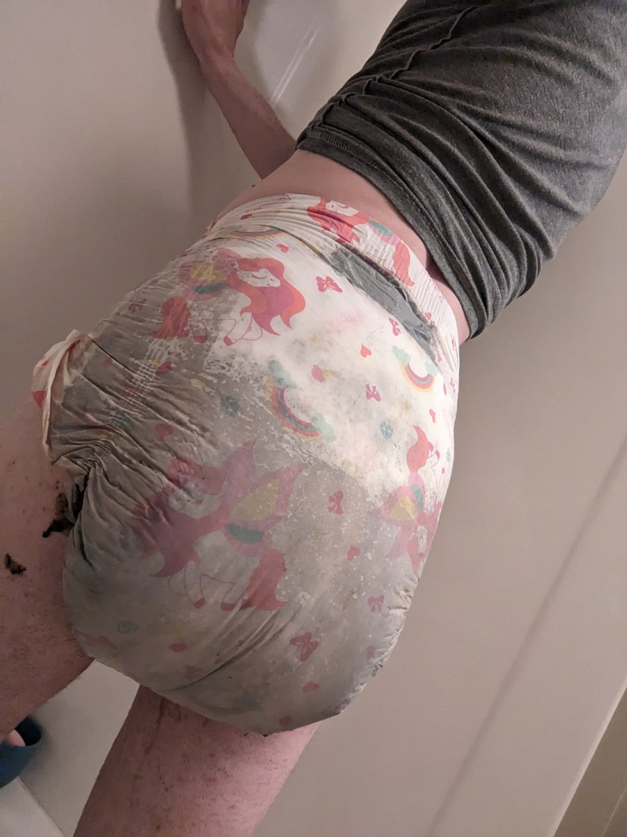mushycakekisses's tweet photo. whoa.. ruined?π€π€π€π€π€
#messysissy #pantypooping #pantypoop #dirtydiapersissy https://t.co/ujIXCbal5N