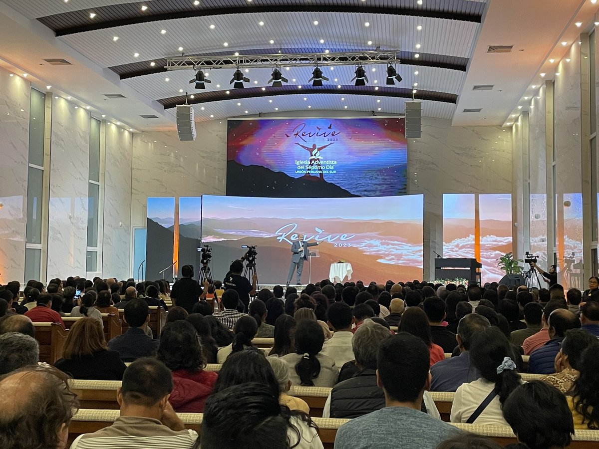 AdventistasUPS's tweet image. “No puedes retener lo que le pertenece a Dios, seguir a Jesús implica una caminata de fidelidad” - Pr. Edinson Vásquez 

#Revive2023 #UPS #Actitudes