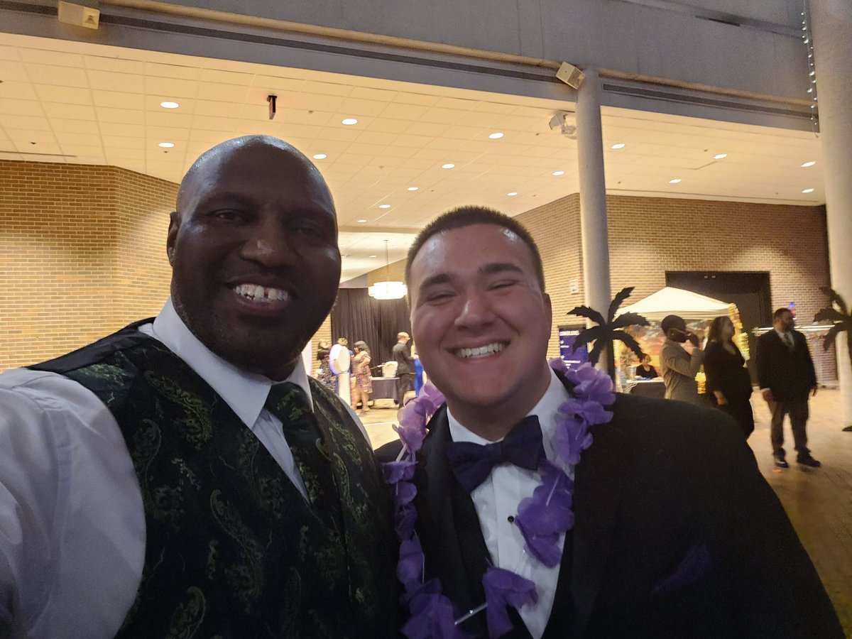 shenderson574's tweet photo. @SBRileyhigh 2023 Prom
#SafeProm #GoWildcats https://t.co/6jyvnRX8Nb