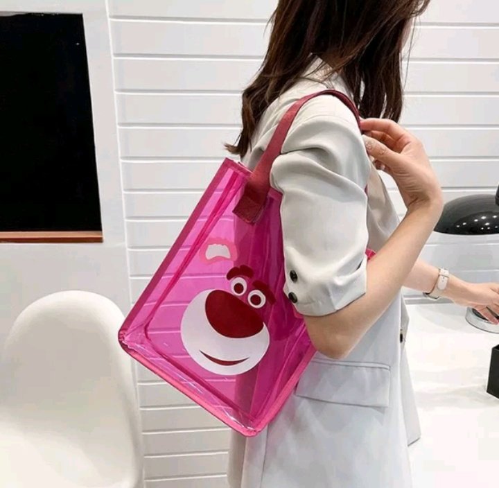 jeonachy_'s tweet photo. aesthetic totebag✨🛍️

— a thread https://t.co/tS2t1bJpYq