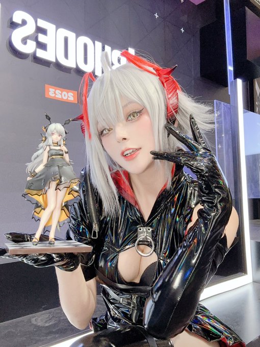 Twitterのコスプレ画像9