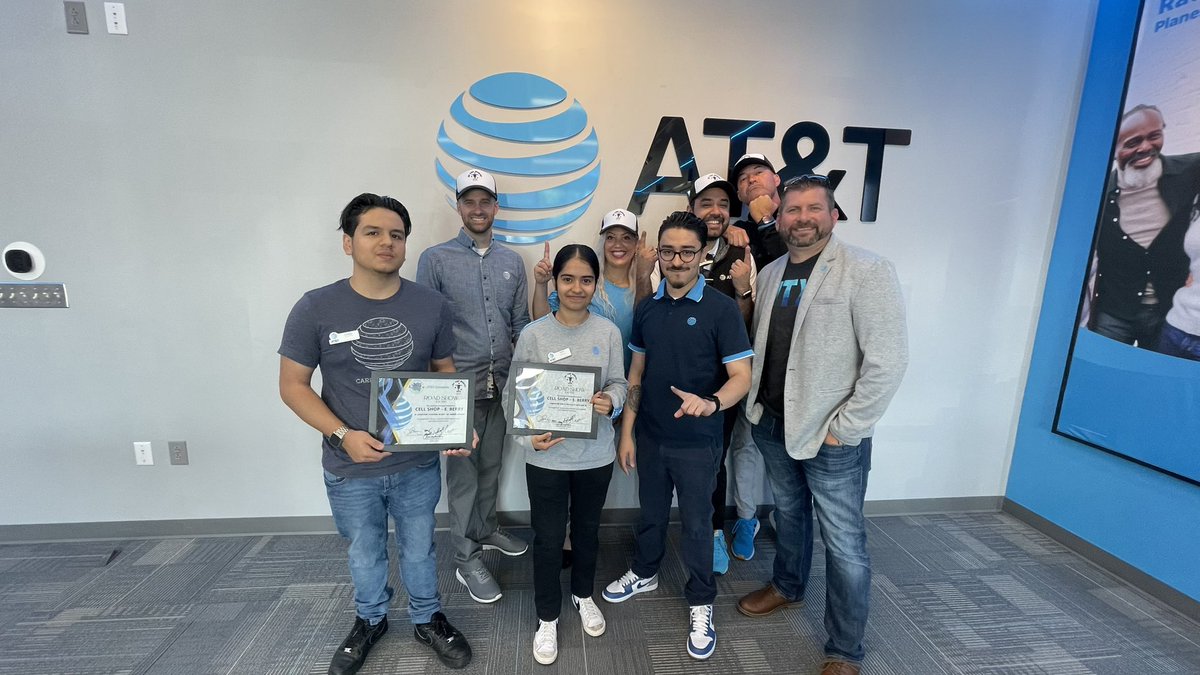 You’re looking at your 2023 Q1 Conexión RITMOS winner: Cell Shop - E. Berry!!! 🔥 Congratulations on a job well done!!! NTX_Market <a href="/JayConexion/">Jay Ortiz</a> #ATTConexión <a href="/NTX_Market/">The NTX Market</a> <a href="/colehamer/">cole hamer</a> <a href="/GraceFCarrillo/">Grace Carrillo</a> <a href="/Cellshopus/">CellShop_ATT</a> @cpickjr <a href="/SSanjuaneloS/">Sandra S Sanjuanelo</a>