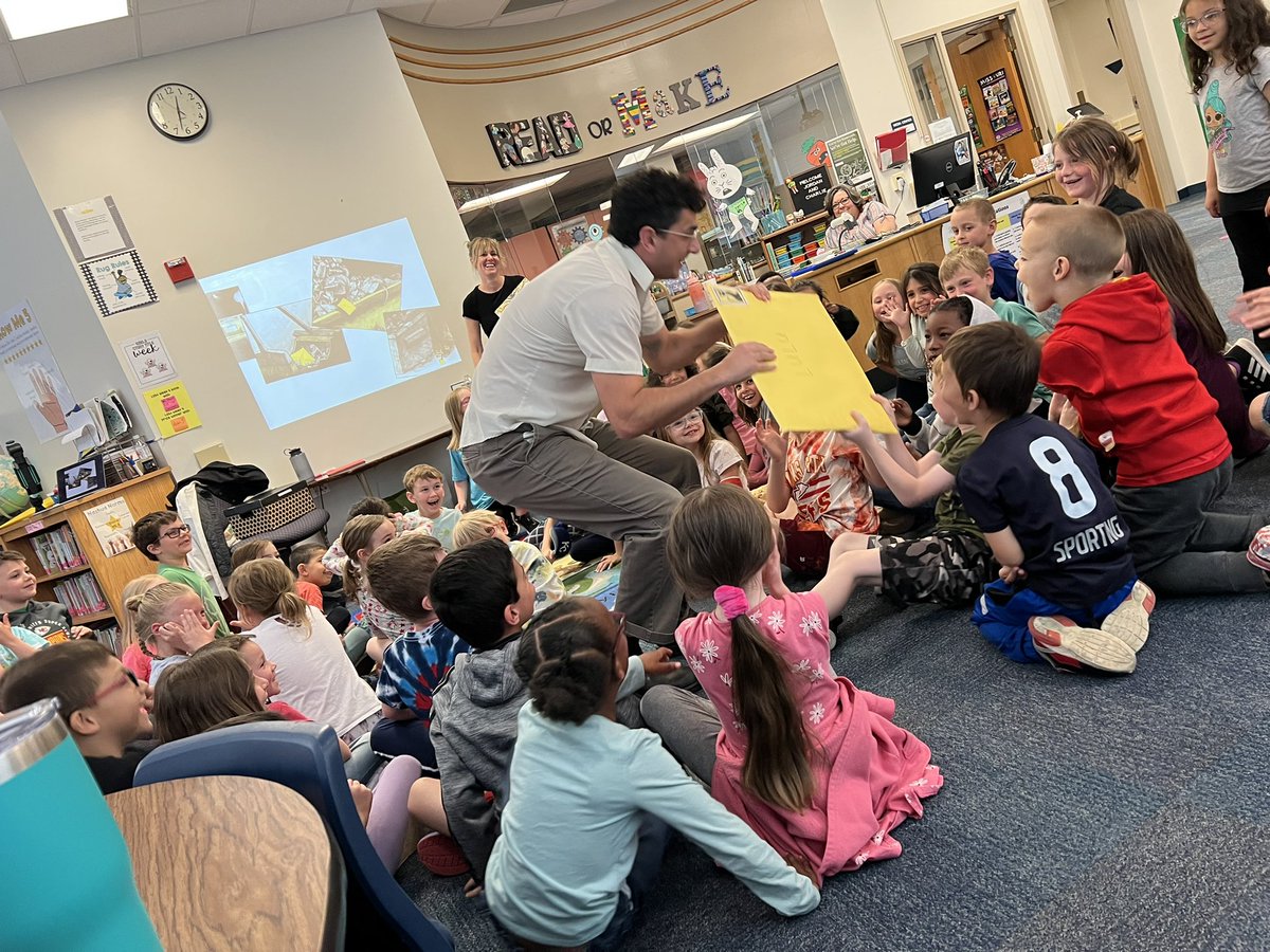 JoyHoke1's tweet photo. @NashuaES Kindergarten and 1st grade stars had a fun visit with author Jordan Morris and illustrator @PopUpCharlie Mylie this week. They shared their adorable story with us and then helped us create our own. @angiewiegers @NKCSchools #nkclibraries https://t.co/FP9dKOxujV