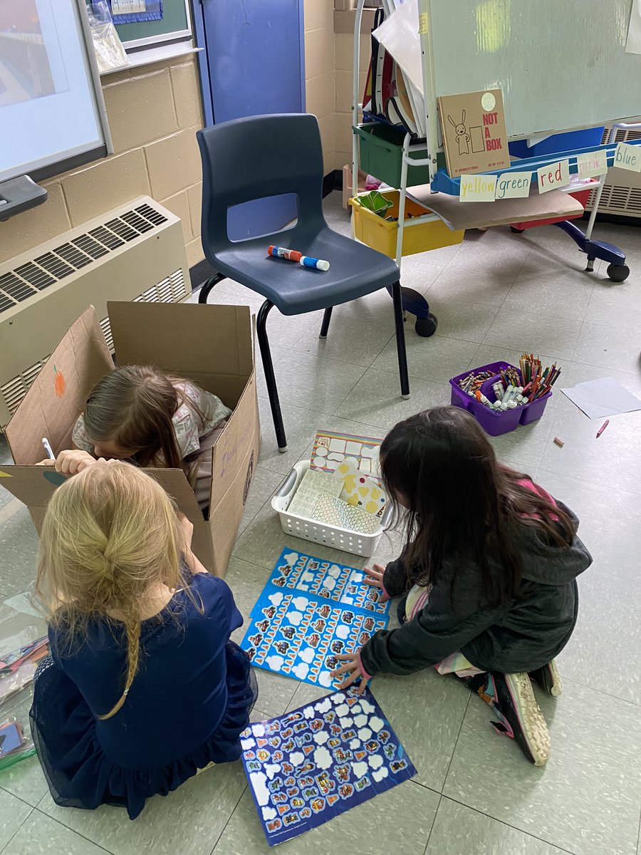 It’s Not a Box! So much fun reading the book and finding boxes for our new Centre. Next day- writing where we’d go in a box 🥰 @weschoolns @AVRCE_LITERACY