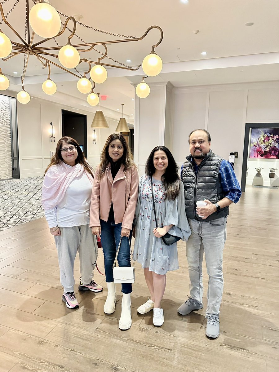 Sayanikudi's tweet photo. The #nonprofit @leaptoshine Atlanta Core #Volunteer team met at Avalon today to discuss some upcoming events. Some really good ideas came up in the meeting! Exciting things to come!! 🙌✨
Stay tuned!
@deeceedas @keyurshah23 
#volunteer #volunteering #LeapToShine #IndianAmerican https://t.co/eIUkmGC7DQ