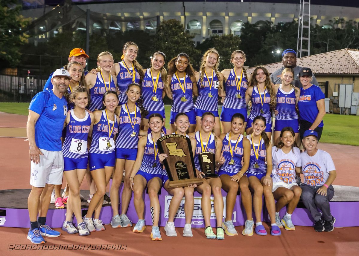 GeauxPrepsLA's tweet photo. BACK-2-BACK-2-BACK for the @slchsad Girls Track &amp; Field team as they dominated the Girls Class 3A division with 106.5 points to bring home the title.

The Saints had 6 🥇 finishes with 13 Top 5 total finishes!

📸 @MichaelOdendah4 https://t.co/hsAqclUuqO