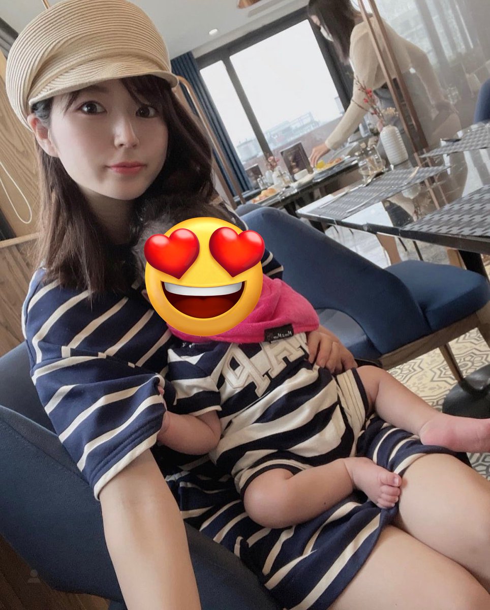 pamipami22's tweet photo. #可愛い
#人妻
#子持ち https://t.co/vJ5RkektJS