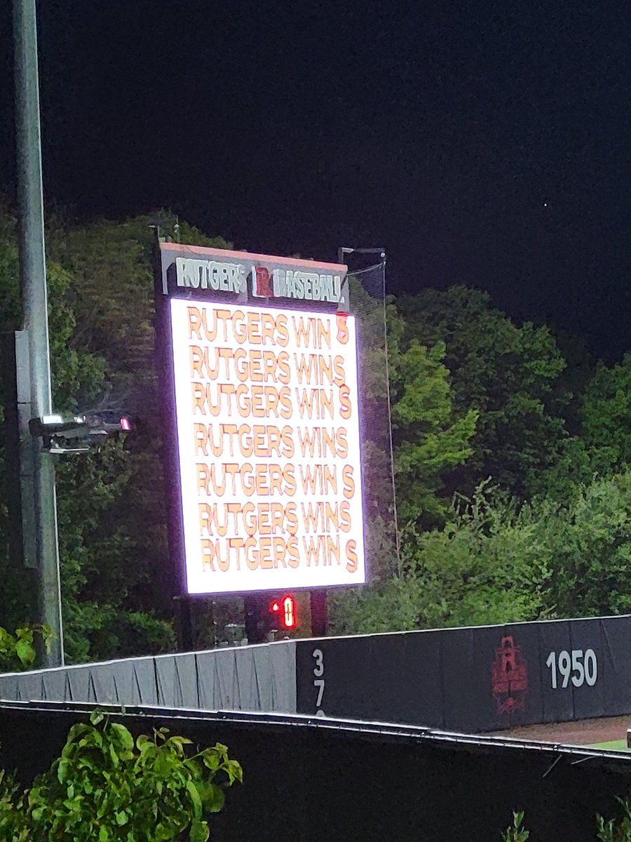 KnightsBrigade's tweet photo. VictoRy foR @RutgersBaseball 

undeR the #KnightLights foR the W!

#TCD #BeatPSU https://t.co/MZOtSIy3YA