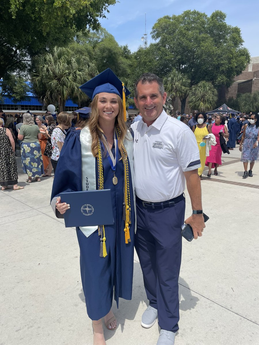 CoachEFaulconer's tweet photo. Fun fact @OspreyWSOC student athlete @gshauth is @UofNorthFlorida’s very first graduate with a bachelor’s of science in biochemistry. A new degree program. Making history Syd.  Swoop! #Soarhigher https://t.co/EHBo7LLJNn