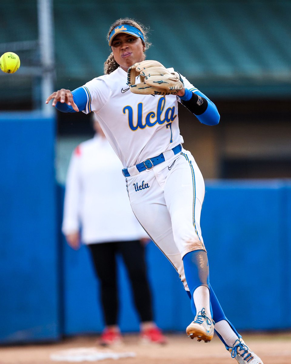 On your Short list for Player of the Year 📑

#GoBruins | <a href="/BradyMaya/">maya</a>