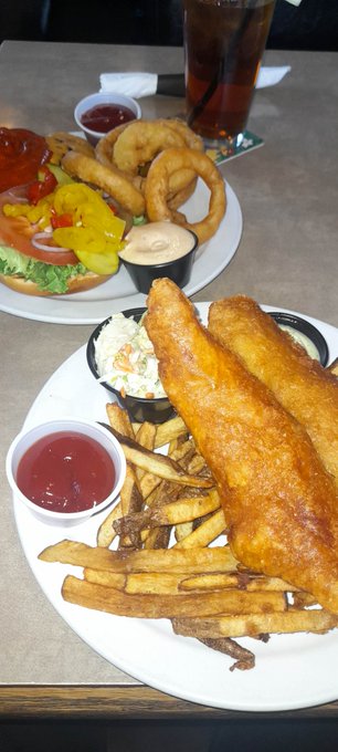 good day today wit my honey @K1lowaTT 🥰 hit up the pub, got some dank food 🍔 went thrift shopping afterwards<a class="tags" target="_blank" title="On Twitter" href="/?out=eyJ0eXAiOiJKV1QiLCJhbGciOiJIUzUxMiJ9.eyJpYXQiOjE3MjE3MDg4MjYsImlzcyI6InR3cG9ybnN0YXJzLmNvbSIsIm5iZiI6MTcyMTcwODgyNiwiZXhwIjoxNzUzMjQ0ODI2LCJyZWRpcmVjdF91cmwiOiJodHRwczovL3R3aXR0ZXIuY29tL0sxbG93YVRUIn0.BnkjCiQemEGet9kYSaxQe05VXj24YWZ9QLQ-p_njMUVMDms7KjnAbNYR1df07hbjIh1TYnuFQITd01dyaBDeuQ">@K1lowaTT</a><a href="/tag/drinks"class="tags"><span>#drinks</span></a>