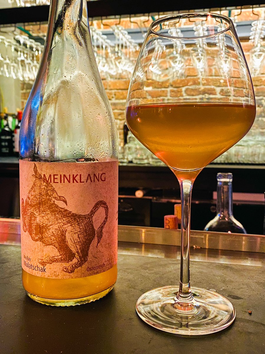 Fritz Hahn (@fritzhahn) on Twitter photo The new menu theme at <a href="/MaxwellParkDC/">Maxwell Park DC</a> is “Will You Accept This Rosé?” and while I am dead, the wine are amazing – including this grapefruity, grassy orange “Weisser Mulatschak” from Austria.
instagram.com/p/Cr4oAIPt4r6/ The new menu theme at <a href="/MaxwellParkDC/">Maxwell Park DC</a> is “Will You Accept This Rosé?” and while I am dead, the wine are amazing – including this grapefruity, grassy orange “Weisser Mulatschak” from Austria.
instagram.com/p/Cr4oAIPt4r6/