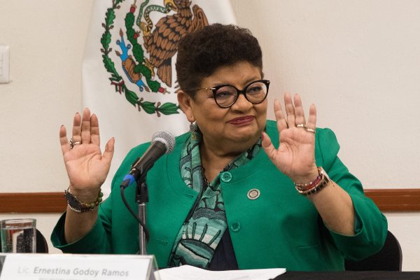 FDoringCasar's tweet photo. Una Fiscal con las manos vacías de justicia después de la mayor tragedia que ha sufrido la ciudad en este gobierno, NO merece un traje a la medida fast-track para su reelección

26 víctimas reclaman justicia y una @FiscaliaCDMX comprometida con la justicia, no con la impunidad https://t.co/XpDLYud24z