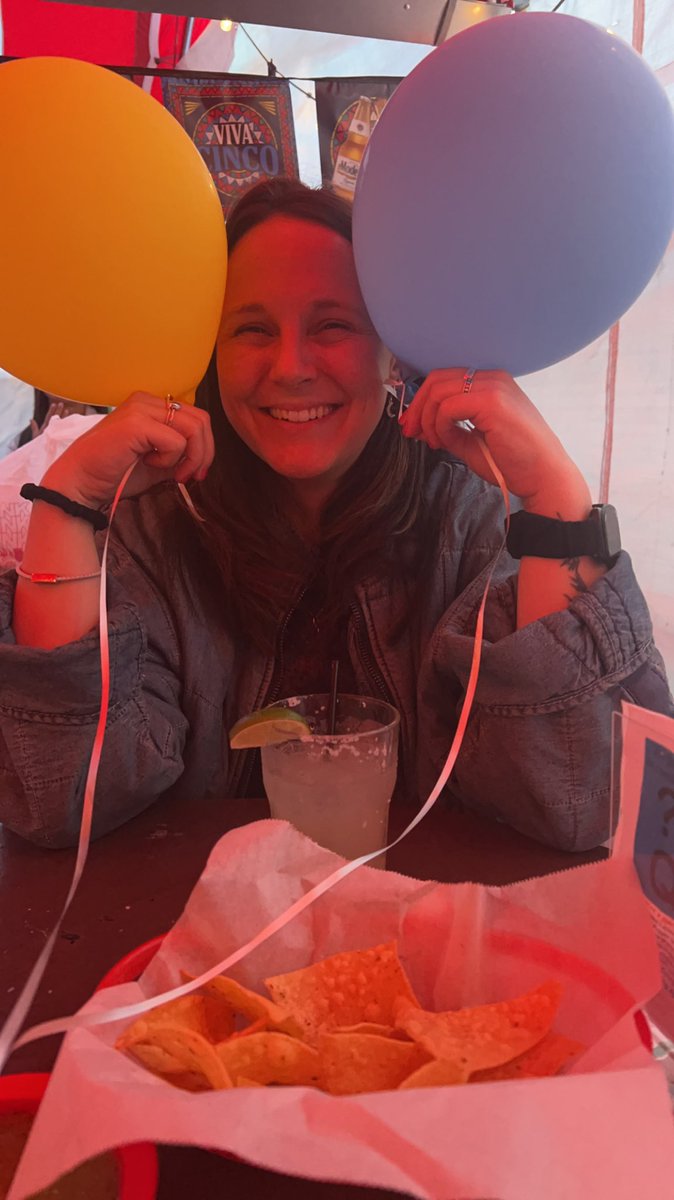 vderbs's tweet photo. Another weekend drinking too many margs with my boo (we haven’t cried yet though!! progress!!) @rcambrown https://t.co/pwL7noAVk8