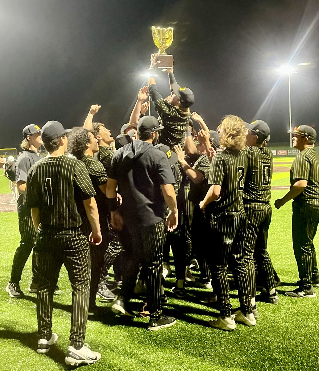 Denison - 3 
Forney - 2
  
We are headed to ROUND 2 of playoffs!! 🧹⚾️ #BackToBack #NoThirdGameNeeded #WGK