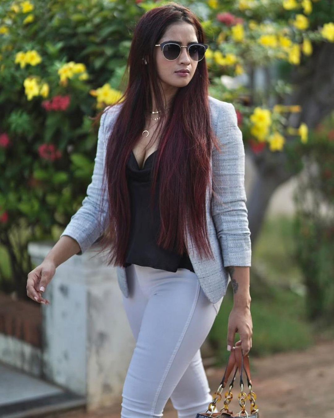 FvaY4mHXwAE9VQ3?format=jpg&name=large