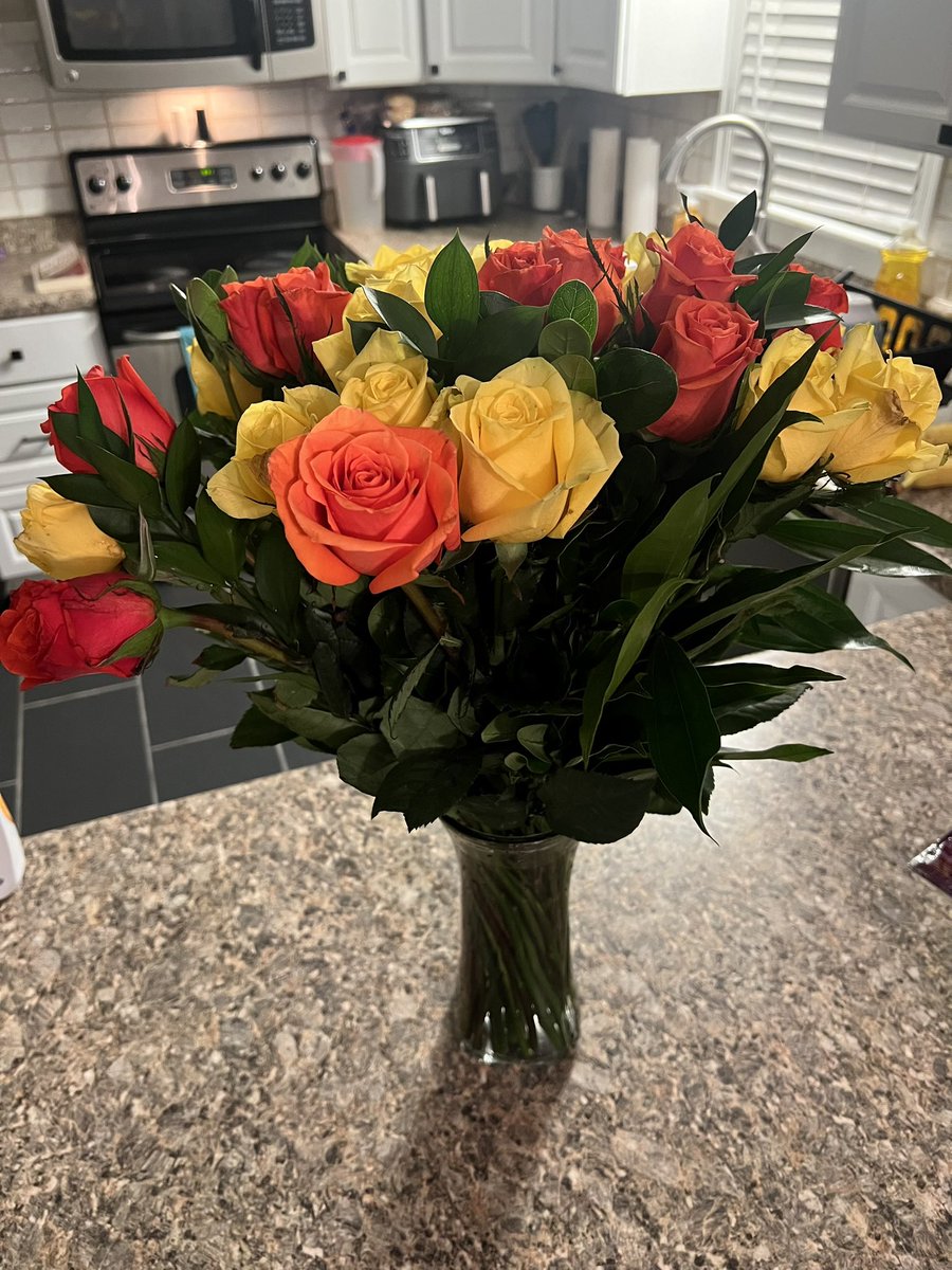 lynnkailee's tweet photo. My girl knows the way to my heart. I love you Ashley Lynn🤍 https://t.co/qQ814zaSuV