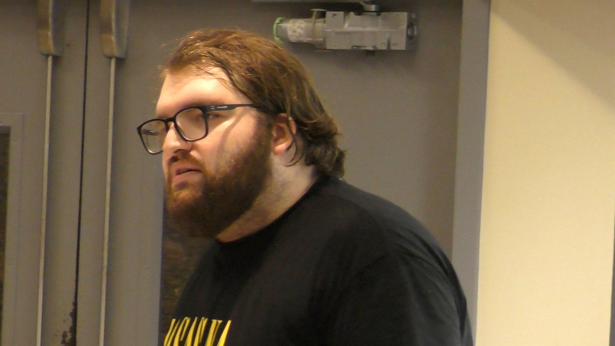 Quinton Reviews tweet media