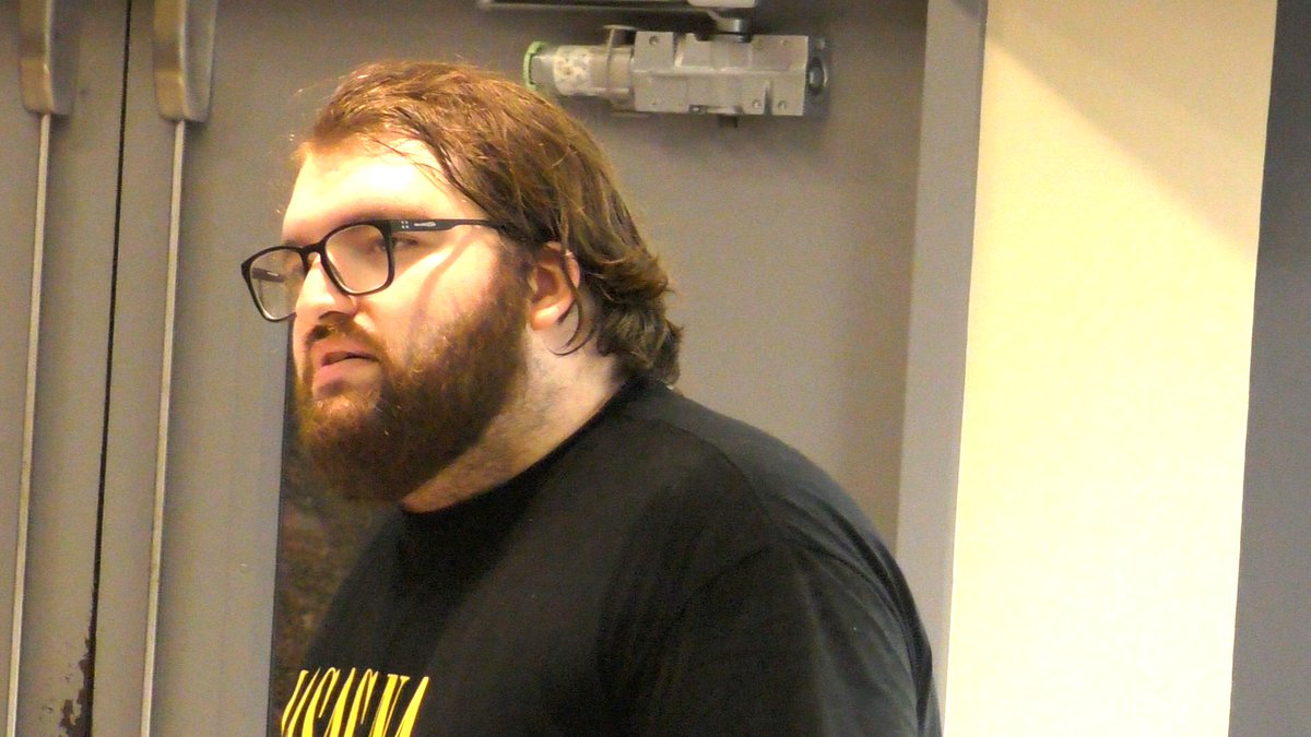 Quinton Reviews tweet media