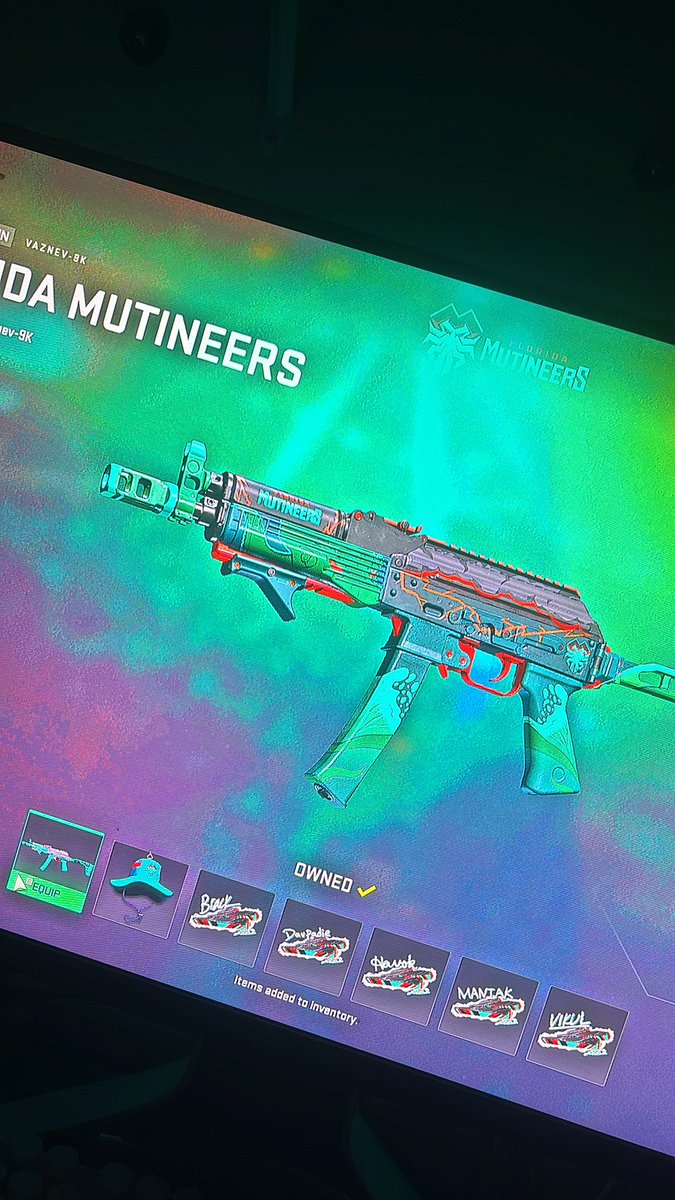mrbackpack12's tweet photo. You already know I’m rocking my home state this season once again! @Mutineers ongod 🔥 #CallOfDuty #warzone2 #live #warzone2 https://t.co/L17ICGVk4f