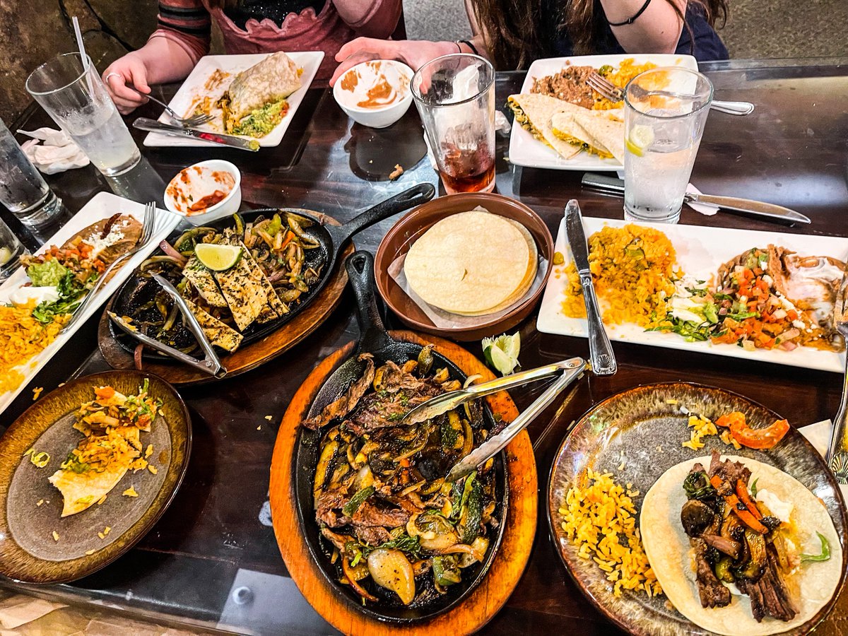 thenameswayne7's tweet photo. Happy Cinco De Mayo!!
Just finished dinner and it was awesome!
#CincodeMayo2023 #FridayVibes #familyislife https://t.co/ZAkQYZ2o80
