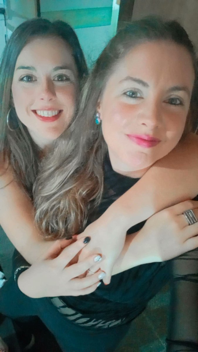Con mi persona fav en el mundo <a href="/MelanieCostas/">Melanie</a>  💗