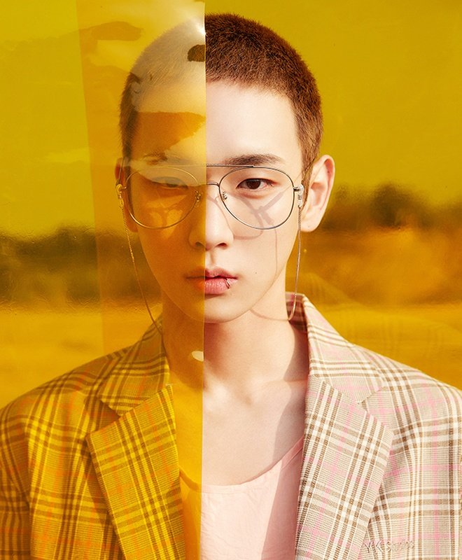 soffo_tof's tweet photo. Wondering if it will be short, shorter or the shortest 

I love them all 
#kibum #kibs #bummie #key https://t.co/rZtBQ2W5Hi