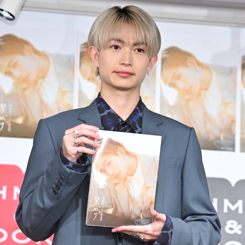 modelpress's tweet photo. 【写真追加📸】#綱啓永 初写真集「#繋がり」発売記念イベント開催✨

🙌デビュー5年で初写真集「1番嬉しかった」ポイントは？
🤍ファン“#つなマル”とのショットがお気に入り

🔻フォトギャラリー
https://t.co/pMkLOuuCLt

@27K_1224