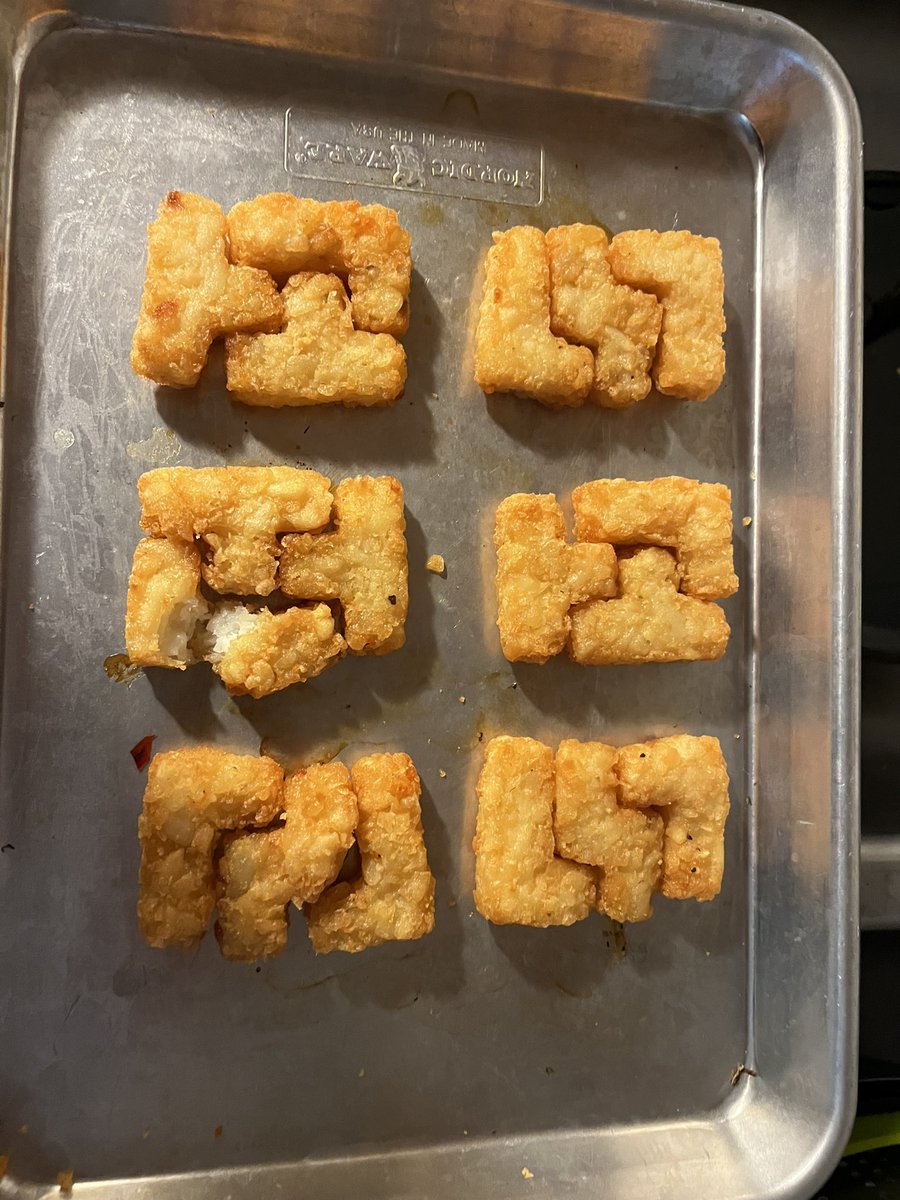 Olivia (She/They) tweet media