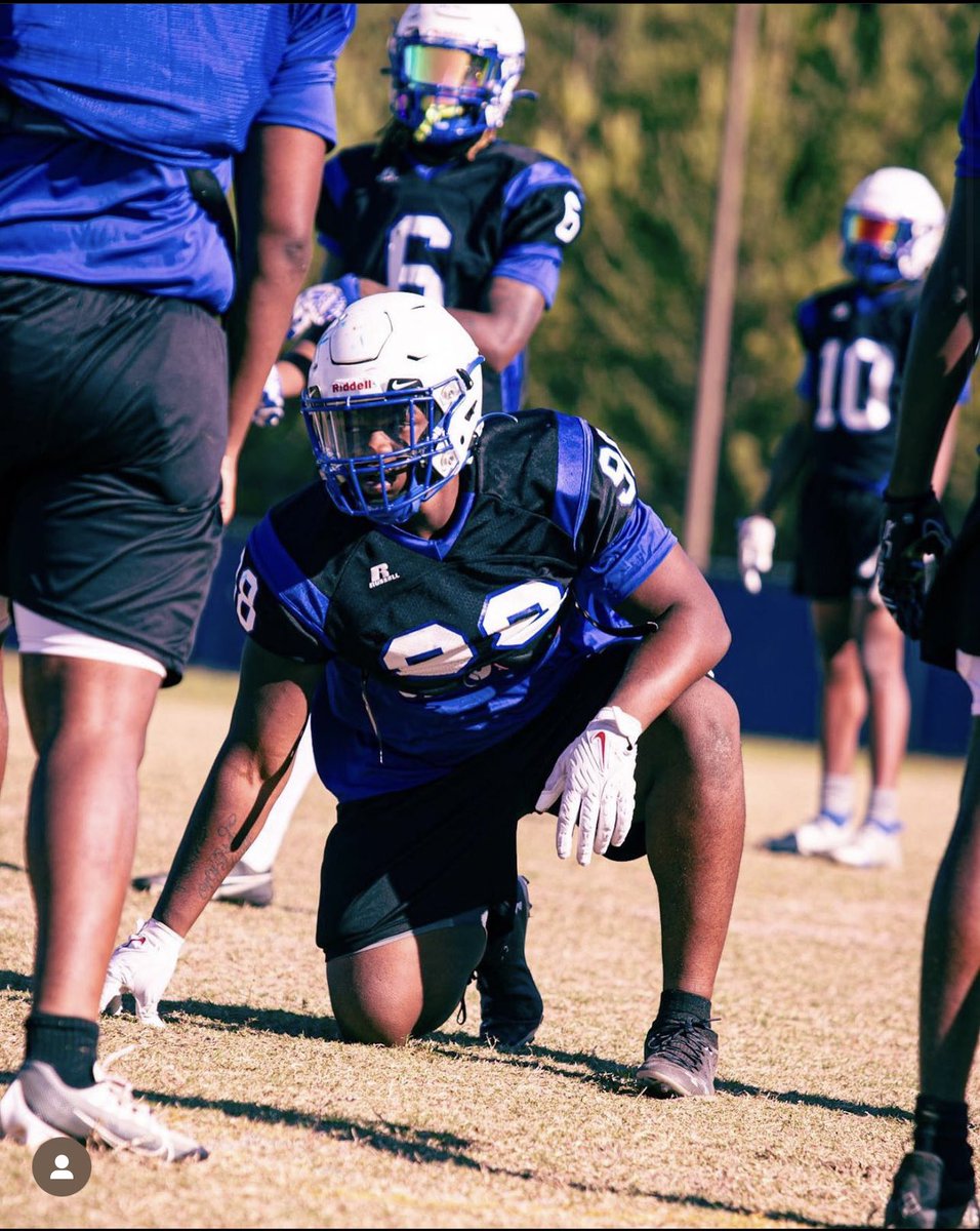 Bre_one55's tweet photo. 6’3 280 ‘25 DL Tman Perry @ryshawn4 6’3 290 ‘24 DL Russell Davis @RussellDavis34_ 6’2 260 ‘25 DL Wayne Patterson @waynepatterson_ all off to a great spring. Come check them out! #1RamWay #Culture #knockBackKings https://t.co/SwdV6JVOtQ