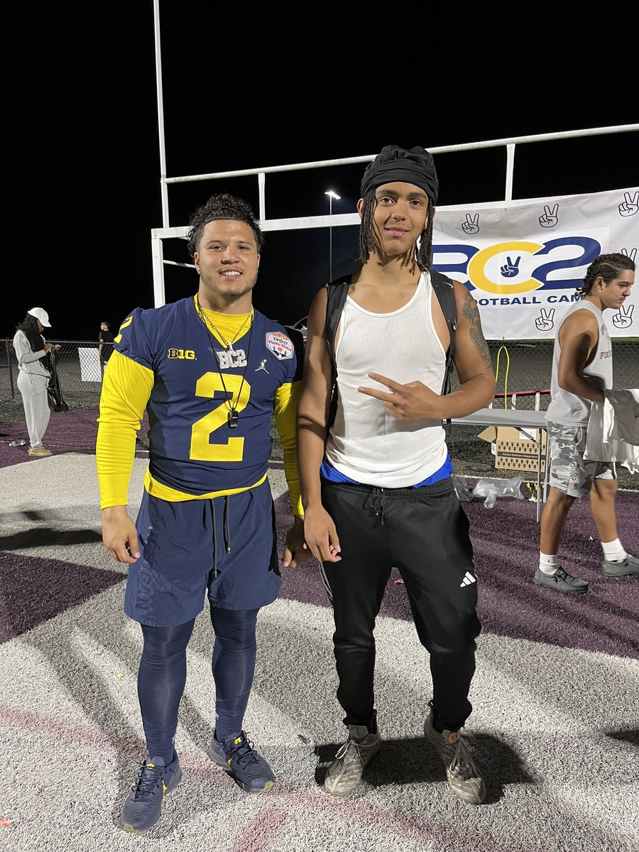 JadenLivingsto7's tweet photo. @BlakeCorum3 @UMichFootball #BC2 #football @BuffaloBills @Commanders  Blake Corum Football Camp 23’ https://t.co/ixYYoIfohB