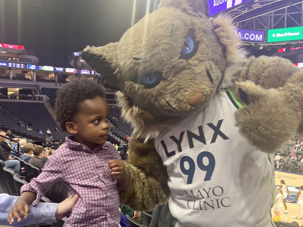 Came because of Coach T…stayed to see Squish (aka @rachelbanham_1) and didn’t want to leave because of Prowl. Fun opening night of WNBA action!