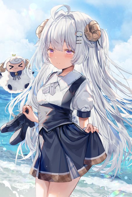 ㊗️初枕うつら初お目見え記念🖼

イラストレーター様はようか先生!
青い海とジャンパースカートの映える1枚🌊
眩い日差しとなびく髪が夏らしさを演出してくれます✨

イラストグッズはこちらから💤🐏
https://t.co/HnOx39ZD2z 